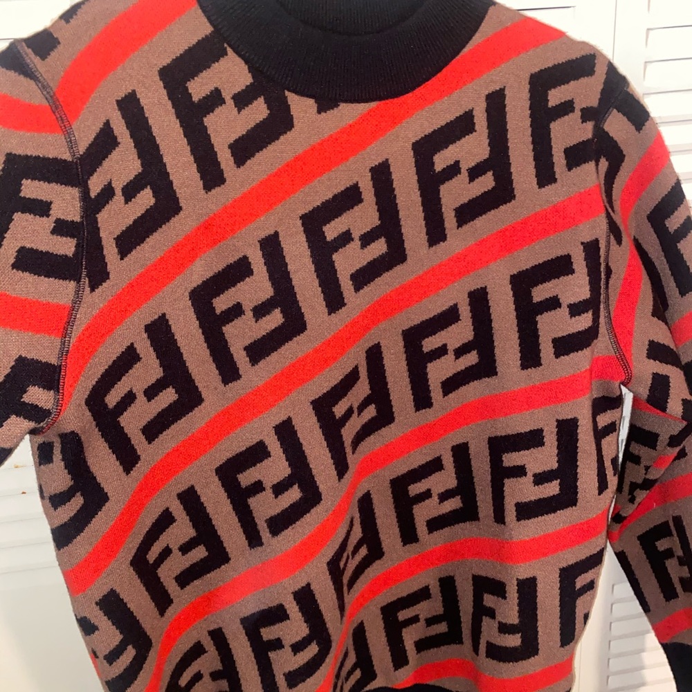 Men’s Fendi Sweater